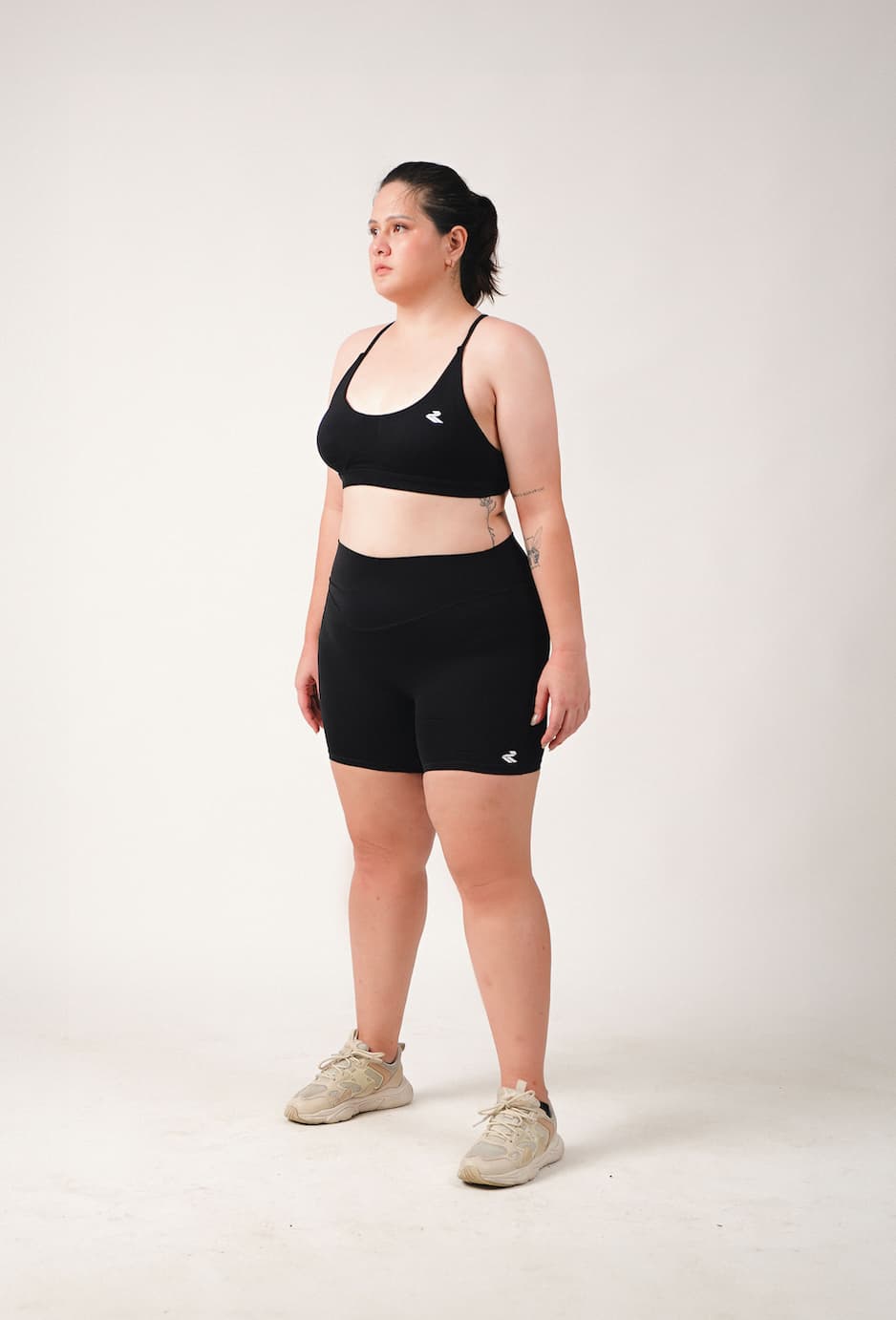 The Obsidian Set | Women Sportswear & Gym Clothing by ValiantActive